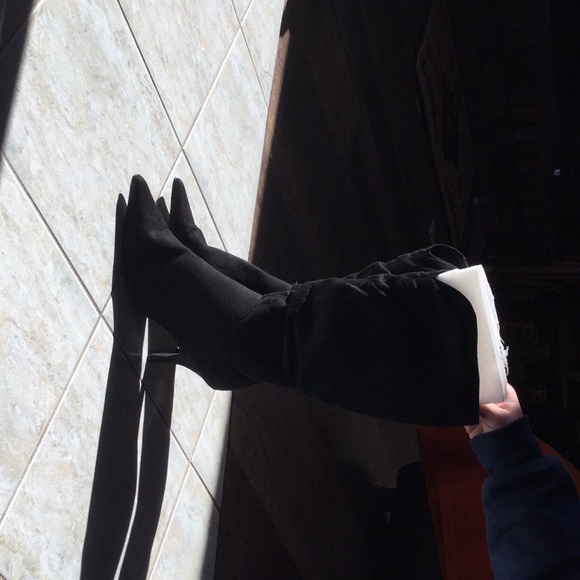 Sexy Black Suede Boots - Picture 9 of 16